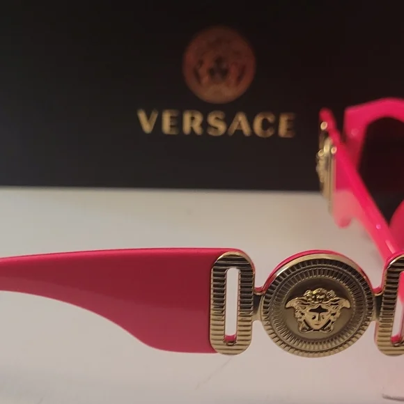 Versace Medusa  Sunglasses Biggie in Fushia NWT - Picture 5 of 6